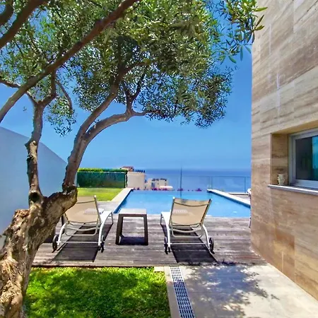 C'est Si Bon By Lovelystay *